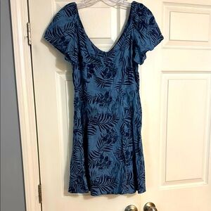 NWT Roxy Navy Leaf Print Dress - can be off the shoulder